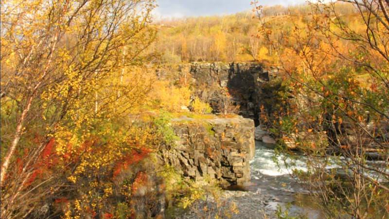 オーロラ特集:メイン風景2