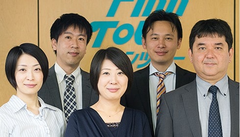 出発前も旅先でも、北欧に精通するスタッフがお助けいたします。北欧旅行はフィンツアーにお任せください。